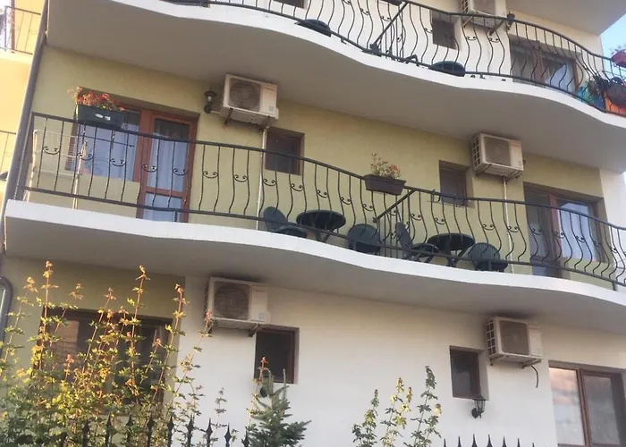 Amani & Melisa 2 게스트하우스