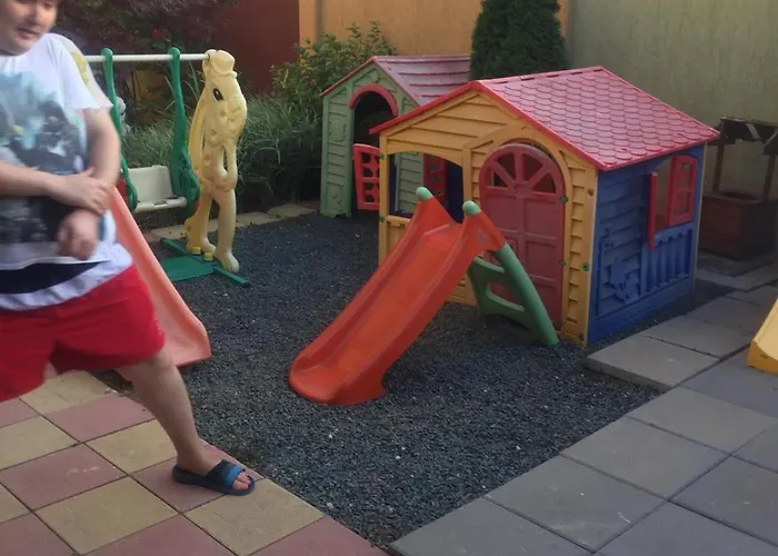 Amani & Melisa 2 데포리노드